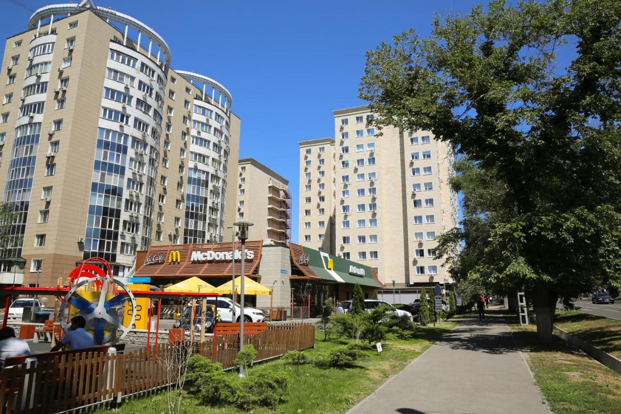 Adt Apartments Αλμάτι Εξωτερικό φωτογραφία